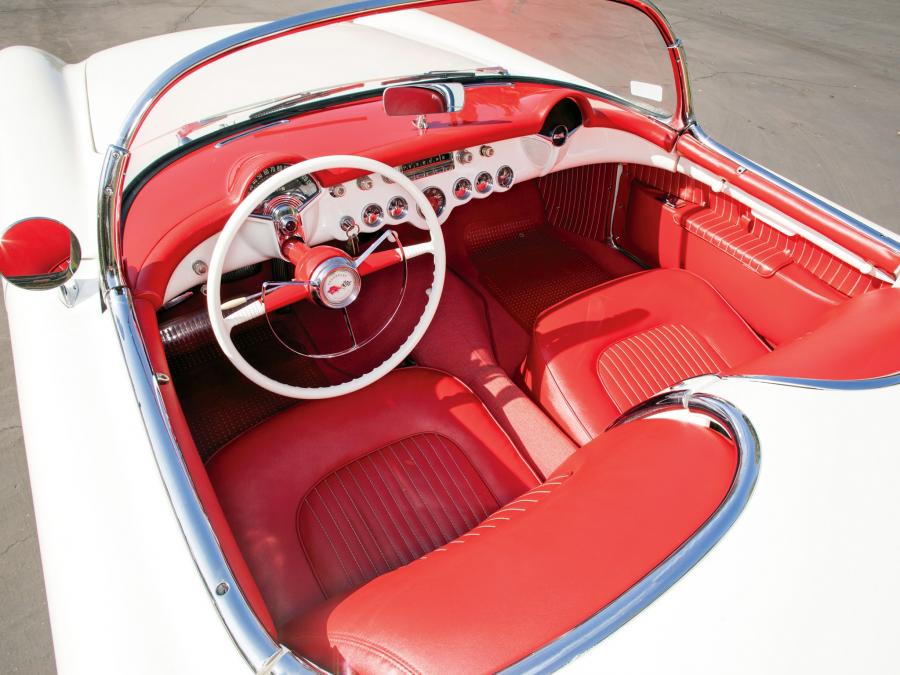 Интерьер Chevrolet Corvette 1955 года  (фото 21 из 29)